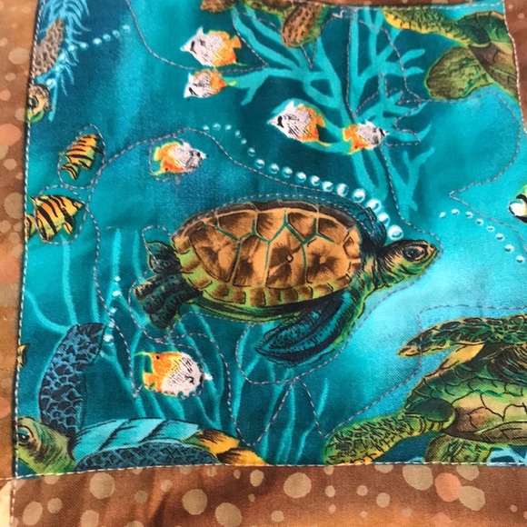 Child’s snuggle quilt - Picture 3 of 12
